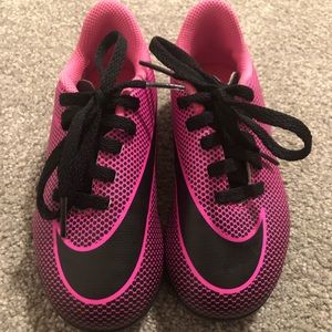 10c toddler Nike soccer cleats